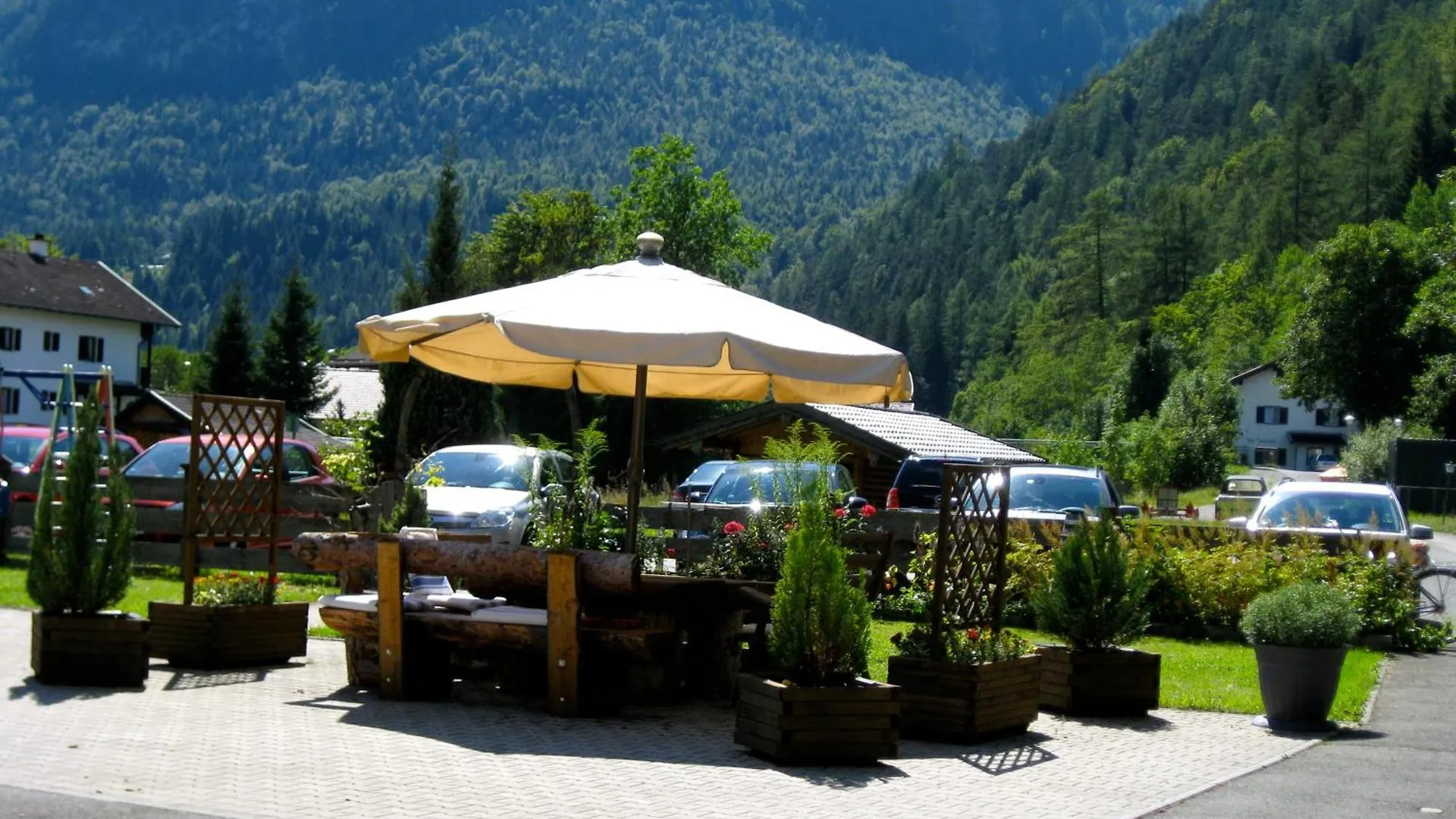 Bed & Breakfast Gaestehaus Edlhuber Mittenwald