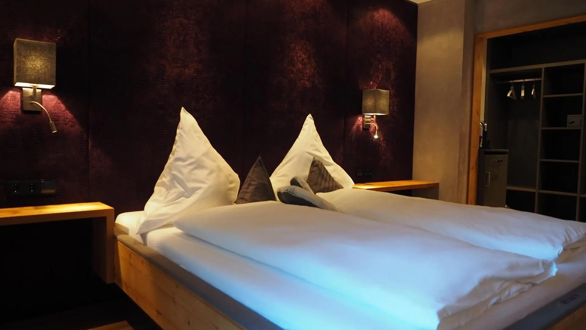 ** Bed & Breakfast Gaestehaus Edlhuber Mittenwald Germany